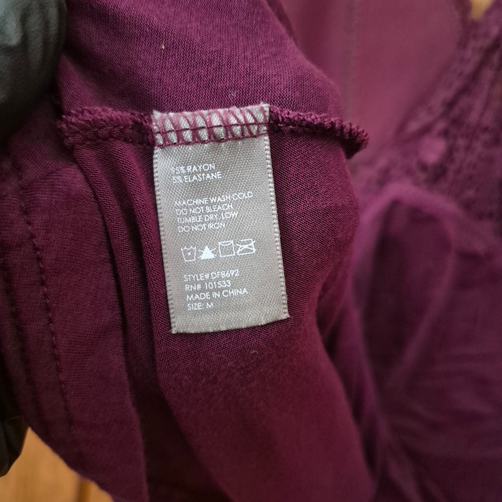 Daisy Fuentes Plum Purple Lace Racerback Baby Doll Camisole Top Size Medium - Picture 4 of 11